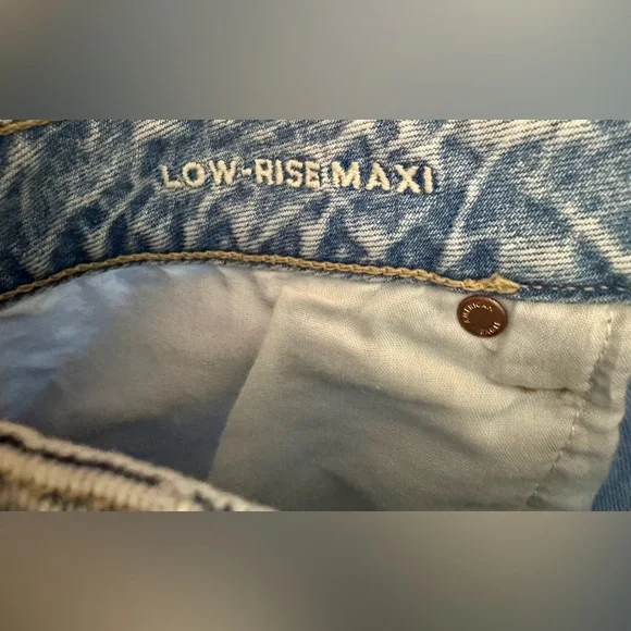 American Eagle AE Dreamy Drape Low Rise Denim Maxi Skirt Front Slit Womens 12 - Picture 8 of 9